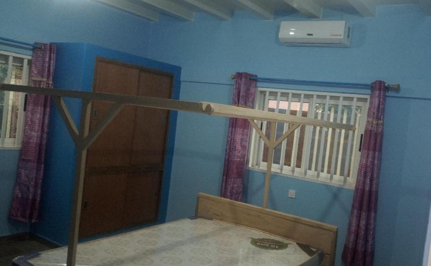 Maison Charlotte Forever Chambre D'Hotes Chez Un Couple Belgo Togolais Lomé Exterior photo